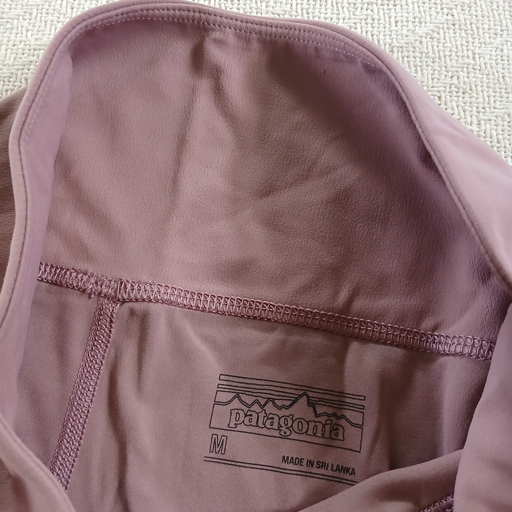 Patagonia Women's Mauve Bike Shorts - Picture 3 of 4